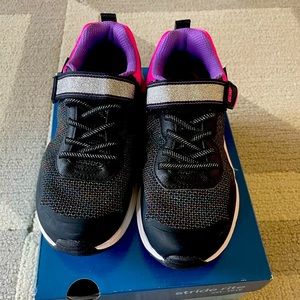 Stride Rite M2P Radiant Bounce Black Pink Sz 13.5 W little kid